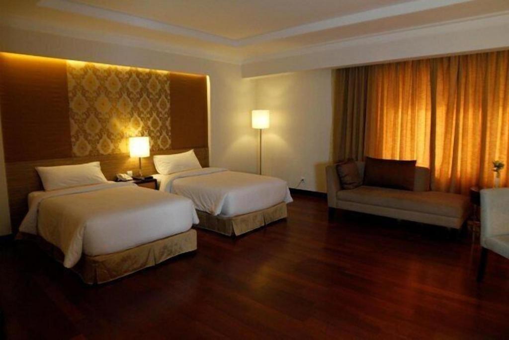 Grand Basko Hotel Padang  Eksteriør bilde