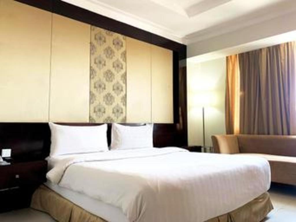 Grand Basko Hotel Padang  Eksteriør bilde